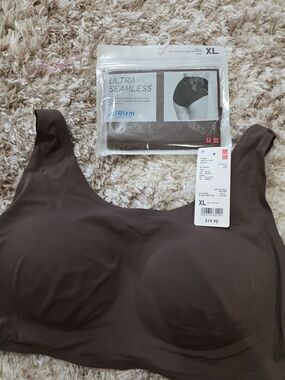 Uniqlo Ultra Seamless AIRism Women's Brown Seamless Bra Top - XL